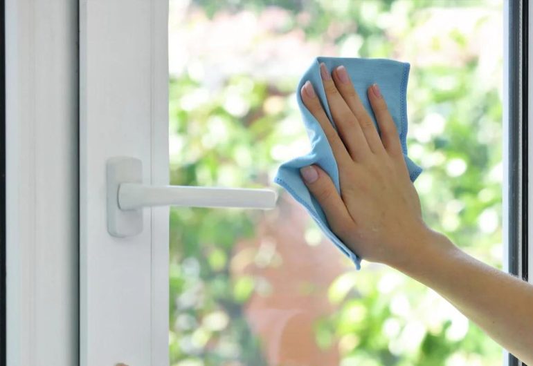 Kleansg window